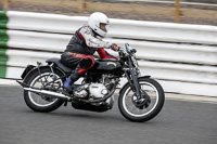 Vintage-motorcycle-club;eventdigitalimages;mallory-park;mallory-park-trackday-photographs;no-limits-trackdays;peter-wileman-photography;trackday-digital-images;trackday-photos;vmcc-festival-1000-bikes-photographs